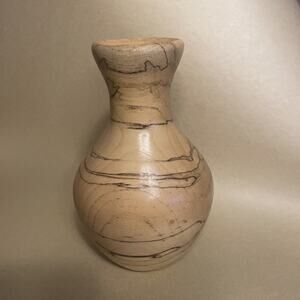 Vintage Hand Crafted Hand Turned Wooden Bud Vase Beautiful Wood Grain 6” Tall